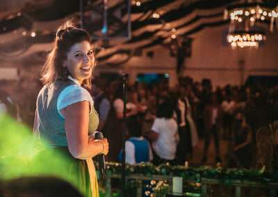 OrangeClub - Susanne - Live in action