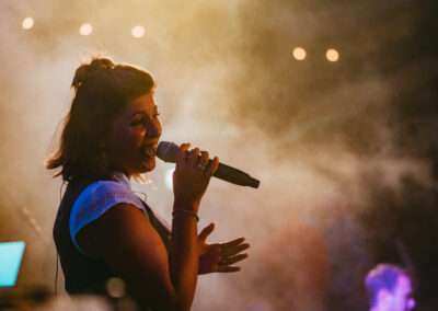 OrangeClub - Susanne - Live in action